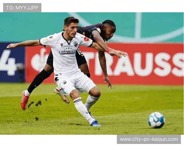 莱比锡红牛硬战弗赖堡，德甲前五名排名再调整，德甲莱比锡红牛很强吗